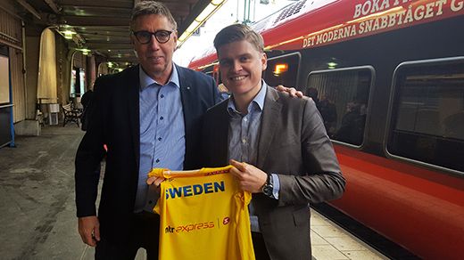 Jan Larsson, Marknadschef SFIF och Mats Johannesson, VD MTR Express. Foto: Gustav Orbring
