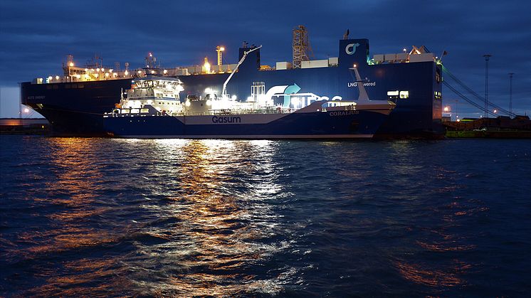Första Ship to Ship bunkringen av LNG i Malmö