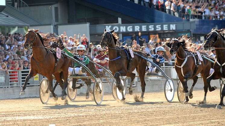 Elitloppet med Extra V75: Bra startspår för flera av de svenska hästarna 