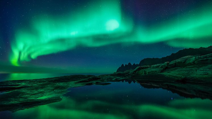 With the ‘Northern Lights Promise,’ HX ensures that if the aurora doesn't appear, guests can enjoy another opportunity to witness this natural wonder on a future voyage