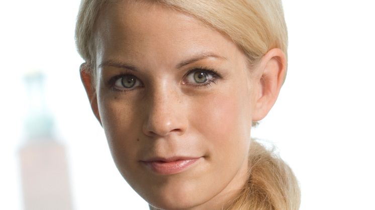 Anna König Jerlmyr (M): Allt färre hemlösa stockholmare på härbärgen