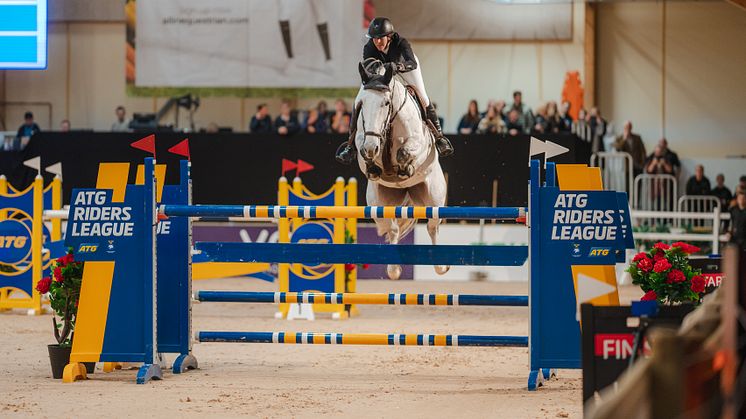 Jönköpingstjejen Angelie i toppläge inför kvällens Winning Round på Jönköping Horse Show