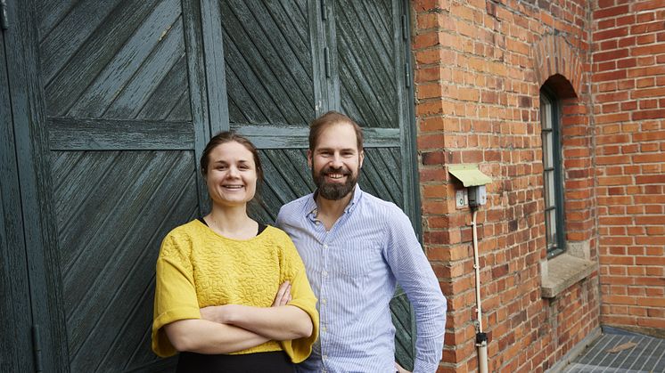 IoT-poddens programledare Paulina Modlitba Söderlund och Fredrik Karlsson.