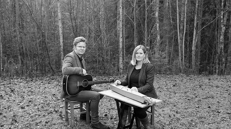 Västanå Teater välkomnar "Sudan Dudan" unik folkmusikduo från Norge