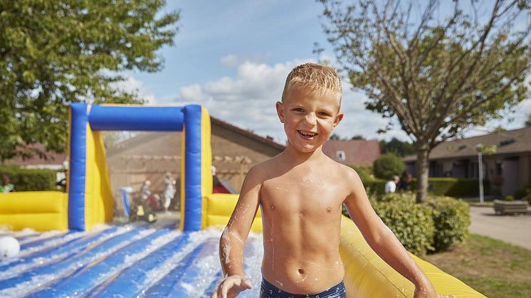 Sommaraktiviteter vid Drottninghögsbadet