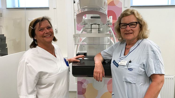Maria Borras Sastre, sektionsledare, och Ann-Britt Larsson, enhetschef på mammografiverksamheten i Linköping.