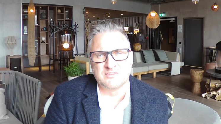 Short VLOGG with Mr Simon Ramshaw, General Manager for Erchonia Europe. 