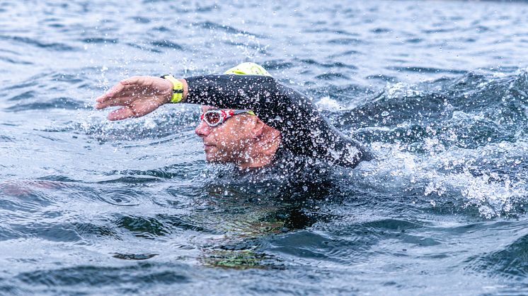 Ein besonderes Erlebnis: Die Schwimmdistanz im Sprintwettkampf beträgt 500m durch die Kieler Innenförde 