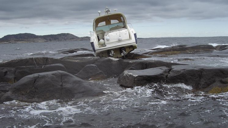 Skadene domineres av grunnstøtinger der båter har gått på et skjær eller land, eller kjørt på flytende gjenstander.