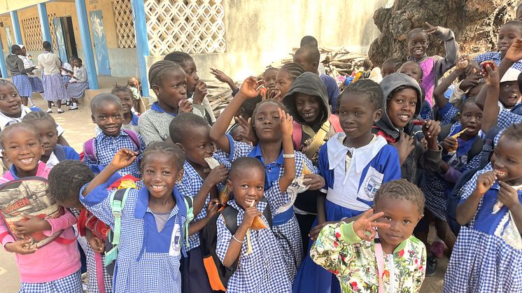 Aiducatius St Martin's School Children