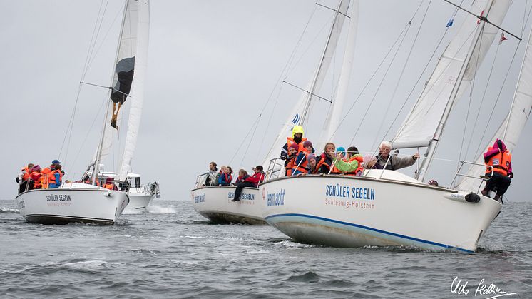 16 Teams gehen beim Schüler Cup 2021 auf den team acht Booten an den Start