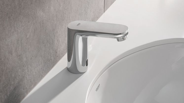 GROHE touchless