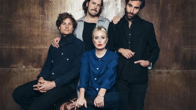 Shout Out Louds kommer att uppträda på Ljusfesten den 10 augusti. Andra artister är Shirin och Timo Räisänen.