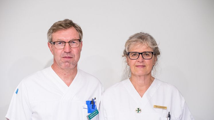 Anders Lindblom, smittskyddsläkare och Bodil Petersén, smittskyddssköterska
