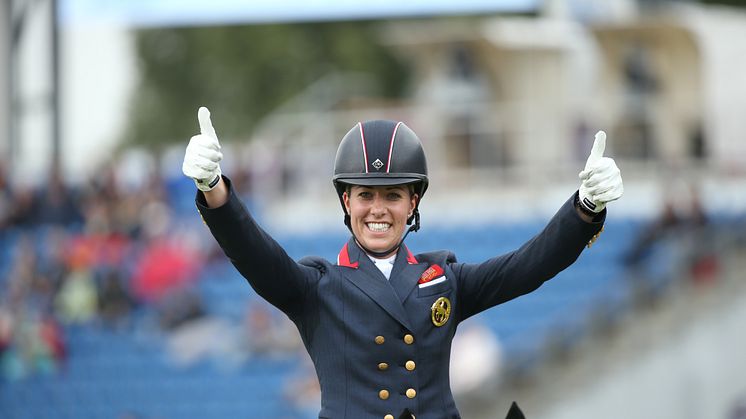 Charlotte Dujardin, bilden,  och Carl Hester, världens bästa dressyrryttare kommer till Stockholm och Sweden International Horse Show. Foto: Roland Thunholm