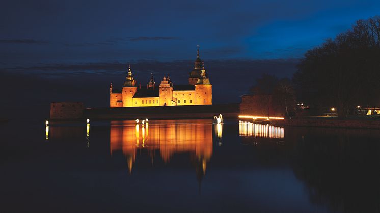 Kalmar Slott med julbelysning