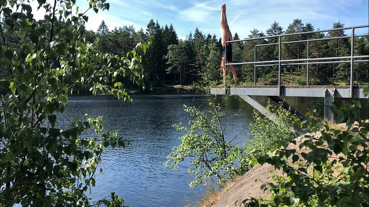 Göteborgarna gillar att bada och är engagerade i frågor som rör vattenmiljön. 86 procent tycker att badvattenkvaliteten är viktig och mer än hälften är oroliga för vattenkvaliteten. Foto Anne Lundgren