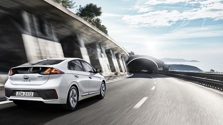 New Hyundai IONIQ (2)