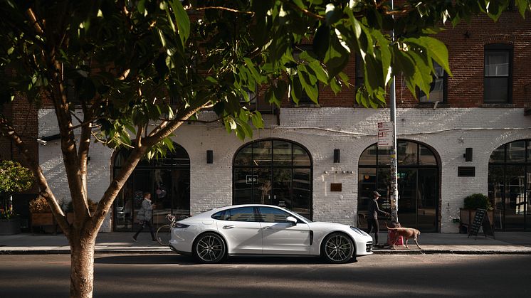 Porsche Panamera 4 E-Hybrid