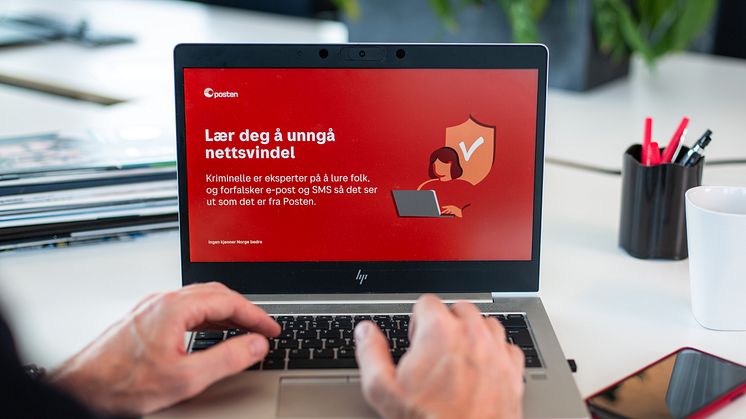 Bruken av svindelmail øker i takt med netthandelen. Nå lanserer Posten et gratis lynkurs om nettsvindel til alle i Norge.