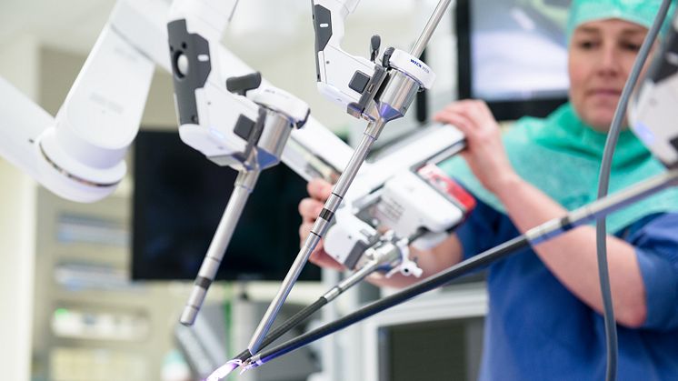 Robotassisterad titthålskirurgi