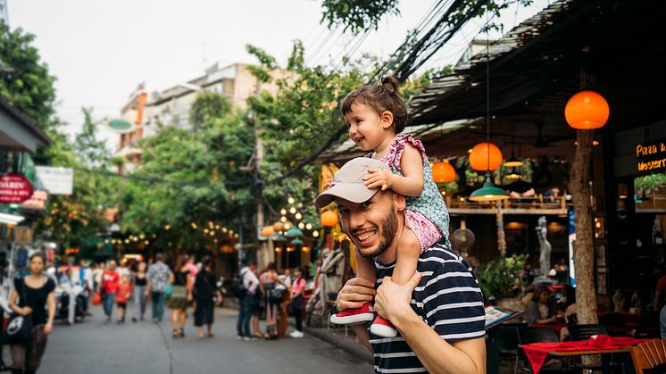 DEST_THAILAND_BANGKOK_KHAO_SAN_ROAD_PEOPLE_FAMILY_MAN_GIRL_KID_GettyImages-1056342320_Universal_Within usage period_86180