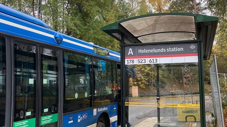 Busstrafiken vid Helenelund leds om när SL förbereder för Tvärbanans nya sträcka