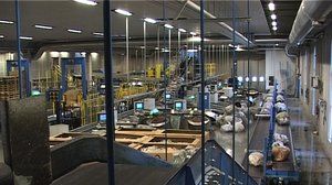 filmklipp 3 från Returpacks fabrik i Norrköping