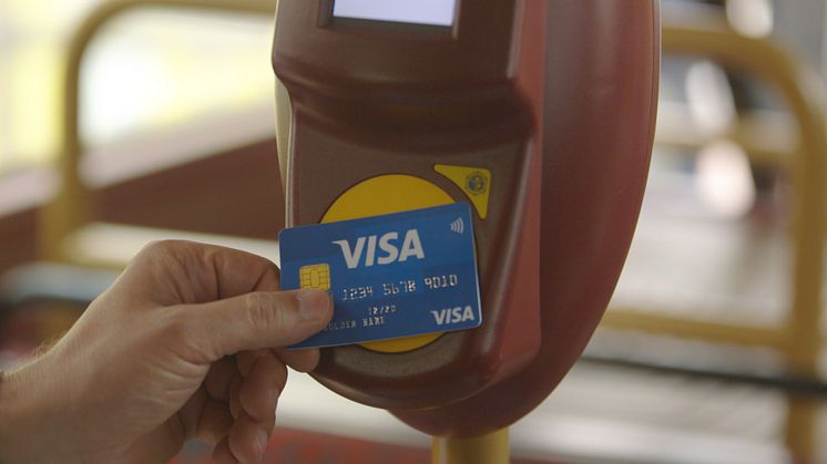 Visa gestaltet das Bezahlerlebnis im Transportwesen neu – Die Suche nach Bargeld oder Papiertickets hat ein Ende  