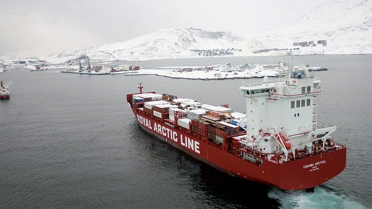 Royal Arctic Line anlöper från och med den 2 juli Helsingborgs Hamn var tredje vecka med det alldeles nya fartyget, Tukuma Arctica.