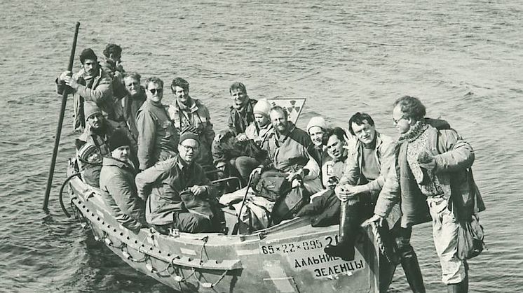 July 1992, landing at Novay Zemlya (Photo: MMBI).