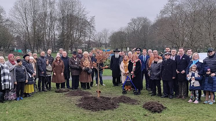 Tree planting commemorates 80 years of Jewish refugees