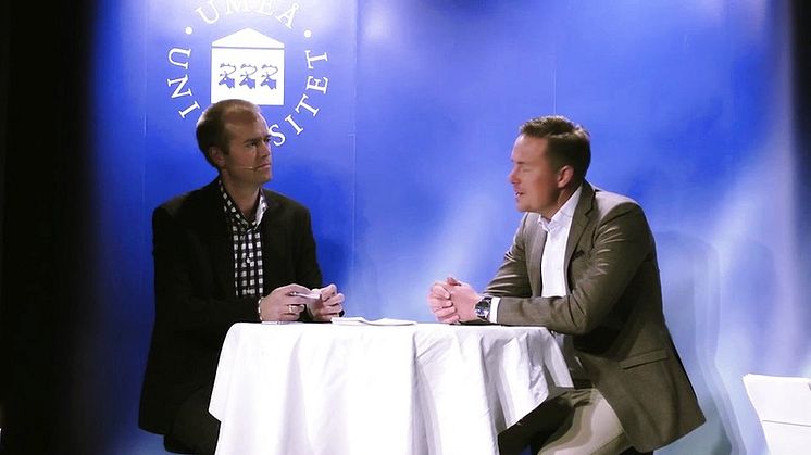 Mattias Elg intervjuas av Mattias Lundberg på Psykologisk Salong i #Umeå 3 maj 2012
