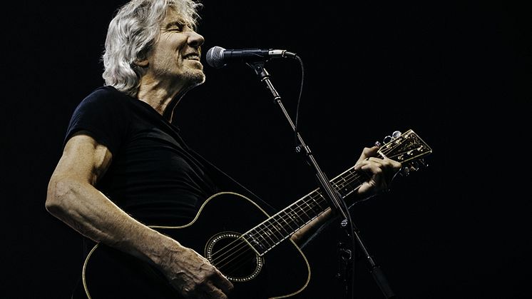 Roger Waters "Us + Them"