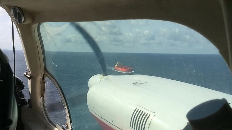 Aerial sniffer detection of sulphur emissions