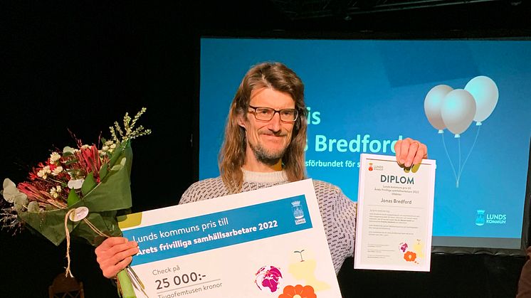 Jonas Bredford tilldelas priset Årets frivilliga samhällsarbetare 2022 för hans stora ideella engagemang för sina medmänniskor.