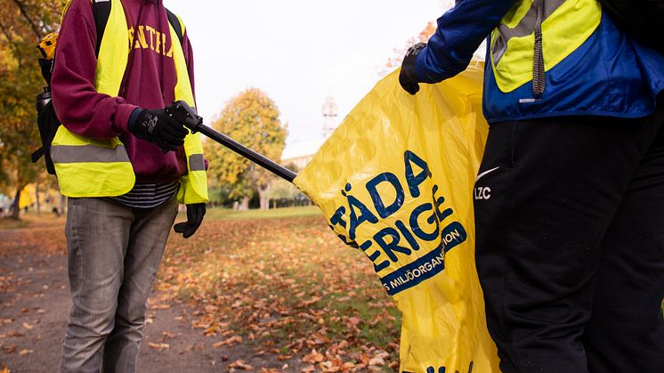 Hela 819 ton skräp städade svenska idrottsungdomar bort från svensk natur under 2018, genom Städa Sverige - idrottens miljöorganisation.