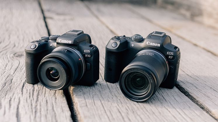 Innovationen fra Canons EOS R-system møder APS-C-formatet med to nye hybridkameraer: EOS R7 og EOS R10