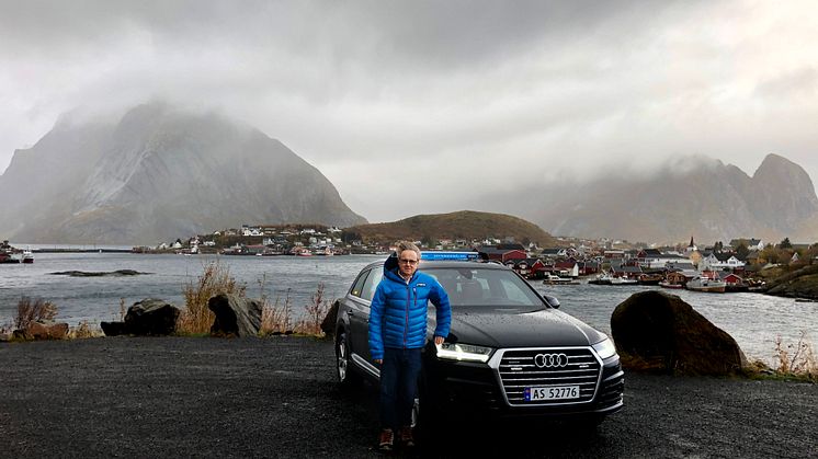 Reine i Lofoten var blant stedene dekningsdirektør Bjørn Amundsen besøkte og testet på turen landet rundt. 