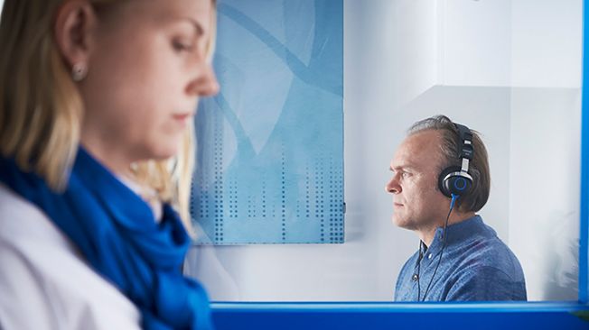 Audika firar World Hearing Day - erbjuder gratis enklare hörseltest