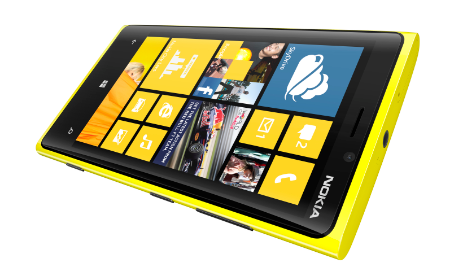 Nu finns Nokias första 4G-mobil hos 3
