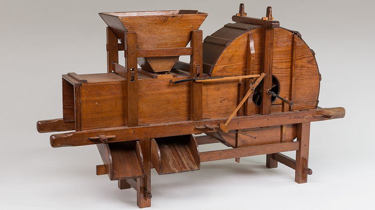Sädesrensare i modell konstruerad av Jonas Norberg efter en förlaga från Kina. Tillverkad omkring 1770.
