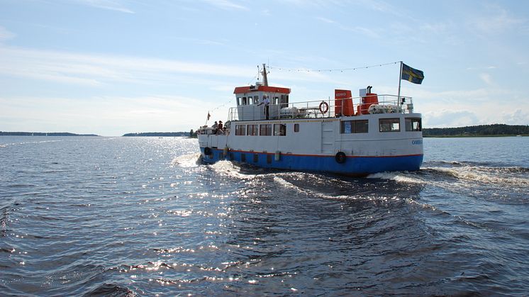 Säsongen för båtbussarnas långturer förlängs 