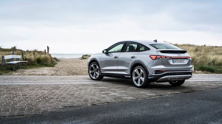 Säljstart för linjesköna elbilen Q4 Sportback e-tron. Foto- Audi.jpeg