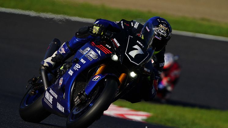 YAMALUBE YART YAMAHA EWC Official Teamが3番手走行中に転倒、７位でチェッカー　2022 FIM世界耐久選手権　“コカ・コーラ”鈴鹿8時間耐久ロードレース 第43回大会