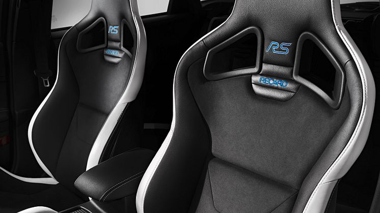 Ford Focus RS:n Recaro-istuimet