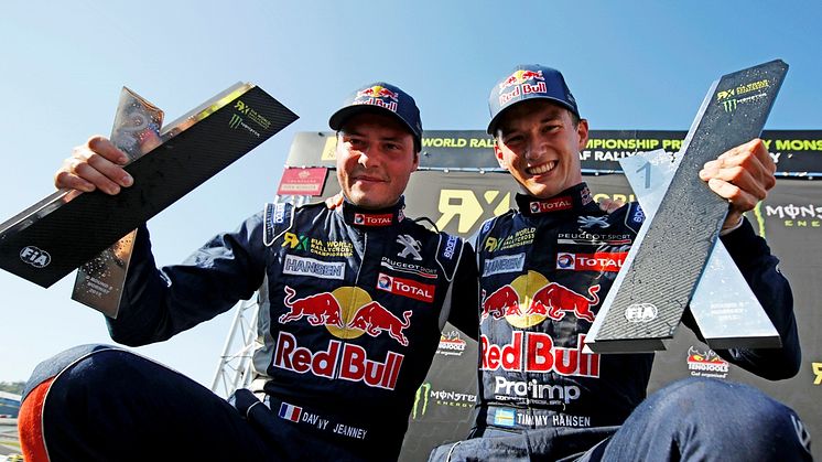 Team Peugeot Hansen körde hem guldet i märkes-VM i Rallycross 2015