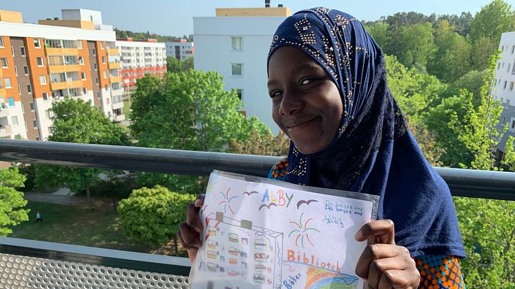 Thuwaibah Mugula, vinnare i teckningstävling i Alby 2019