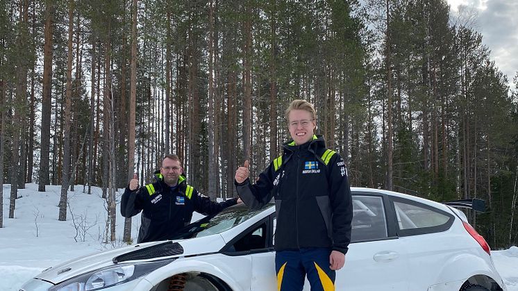 Martin Enlund och Christer Carlsson gör kaxig rallydebut under SM-veckan