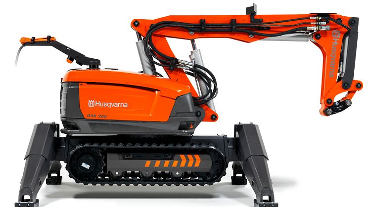 Husqvarna DXR 300 – mycket stabil rivningsrobot med större räckvidd 